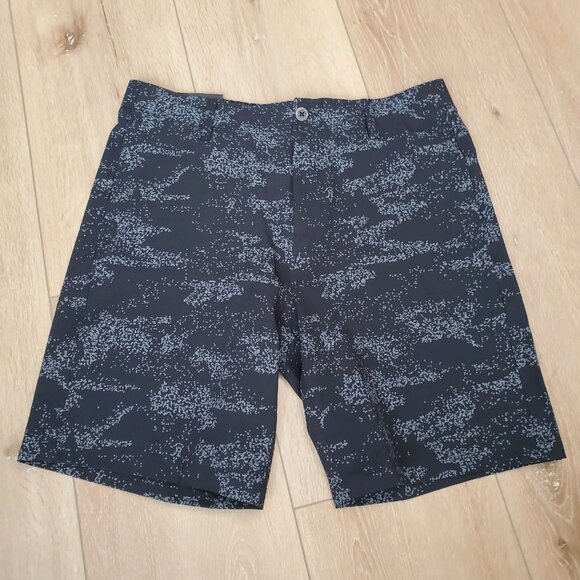Under armour Other - Under Armour UA Golf Shorts Mens 34 Black Print Athletic Performance NWT $70
